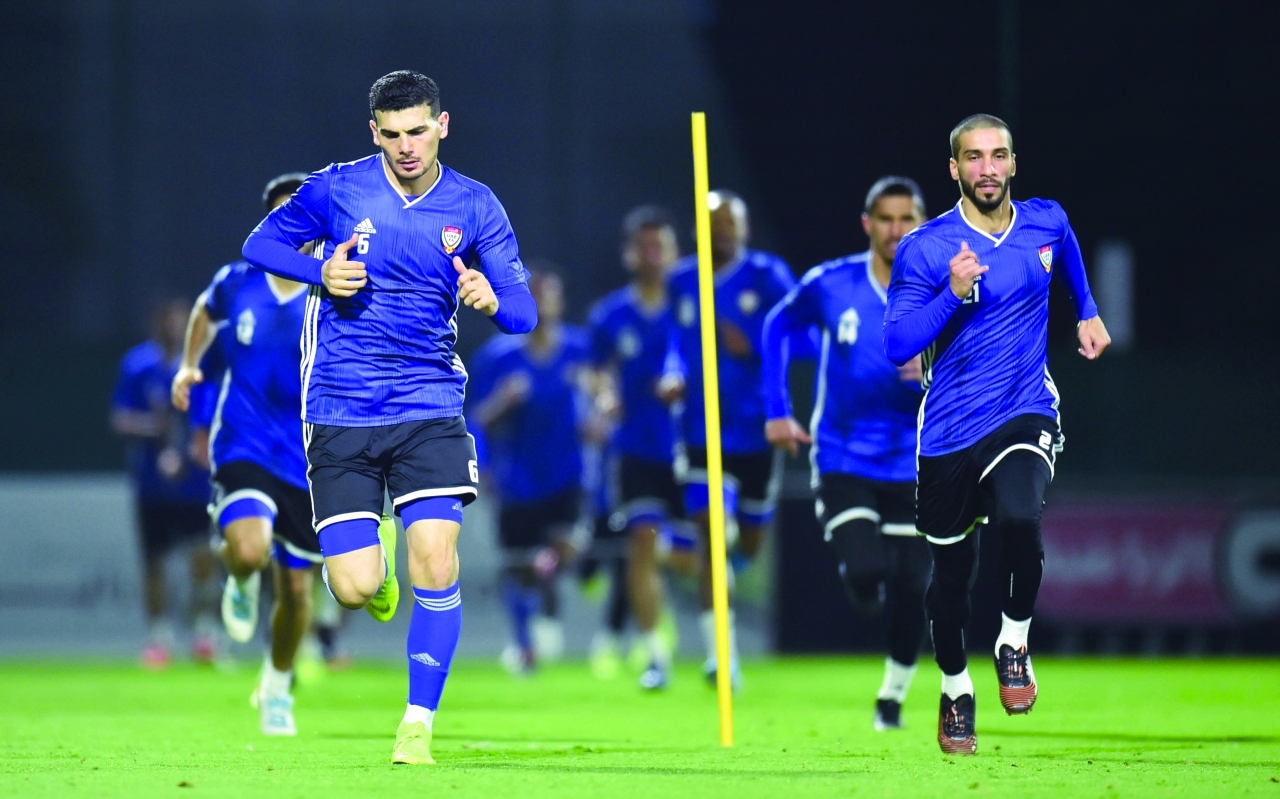 "جانب من تدريب سابق للأبيض | البيان"