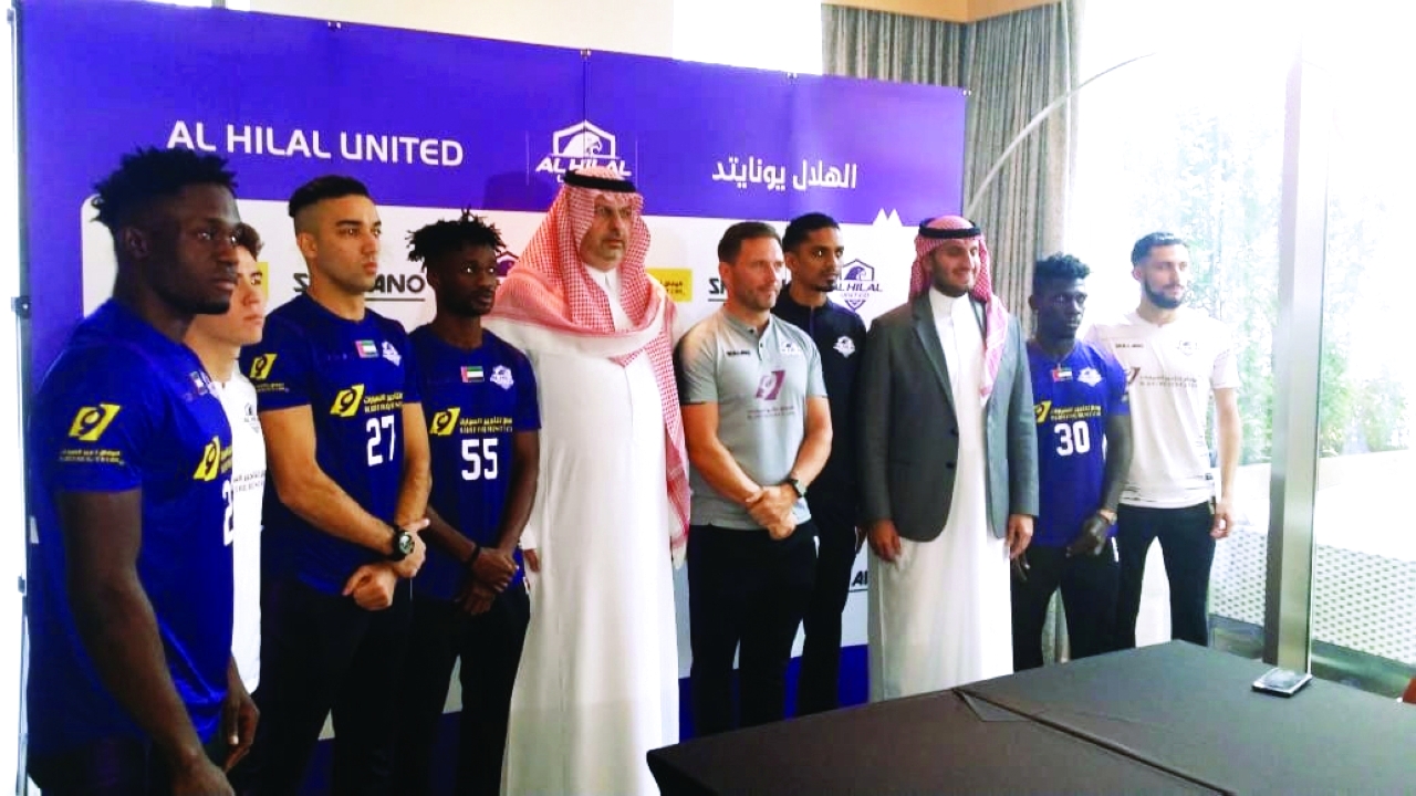 "عبد الله بن مساعد خلال المؤتمر الصحافي | البيان"