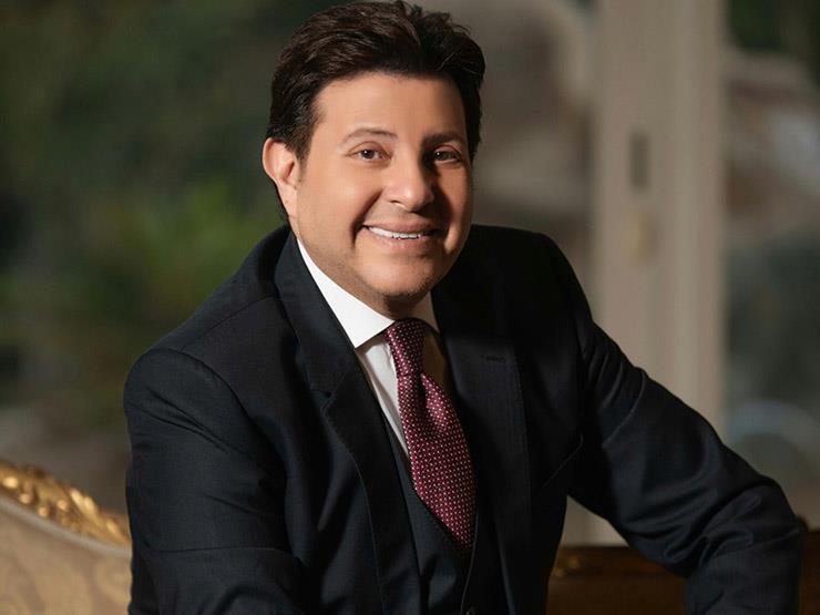 هاني شاكر يصدر قراراً بمنع مطربي المهرجانات من العمل نهائياً