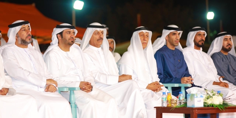 الزيودي يشهد انطلاق فعاليات المخيم البلدي في خورفكان