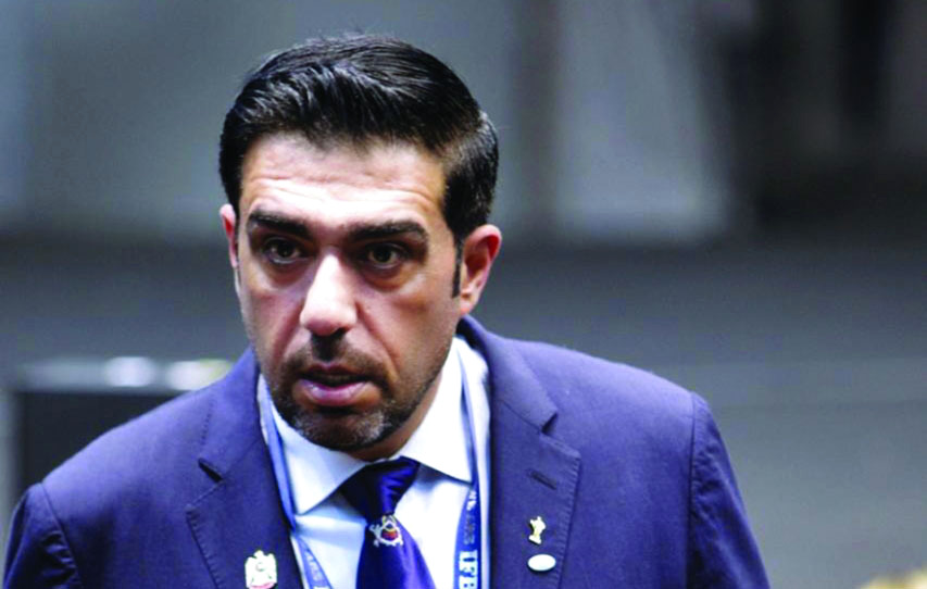 "محمد الحوسني"