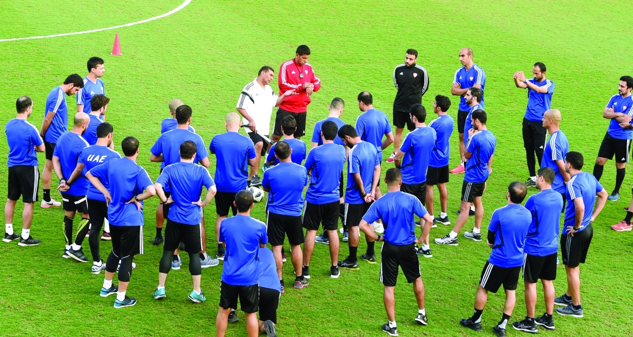 "جانب من تدريب سابق لـ«قضاة الملاعب» | أرشيفية"