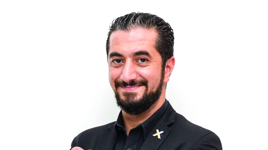 "أحمد طاهر"