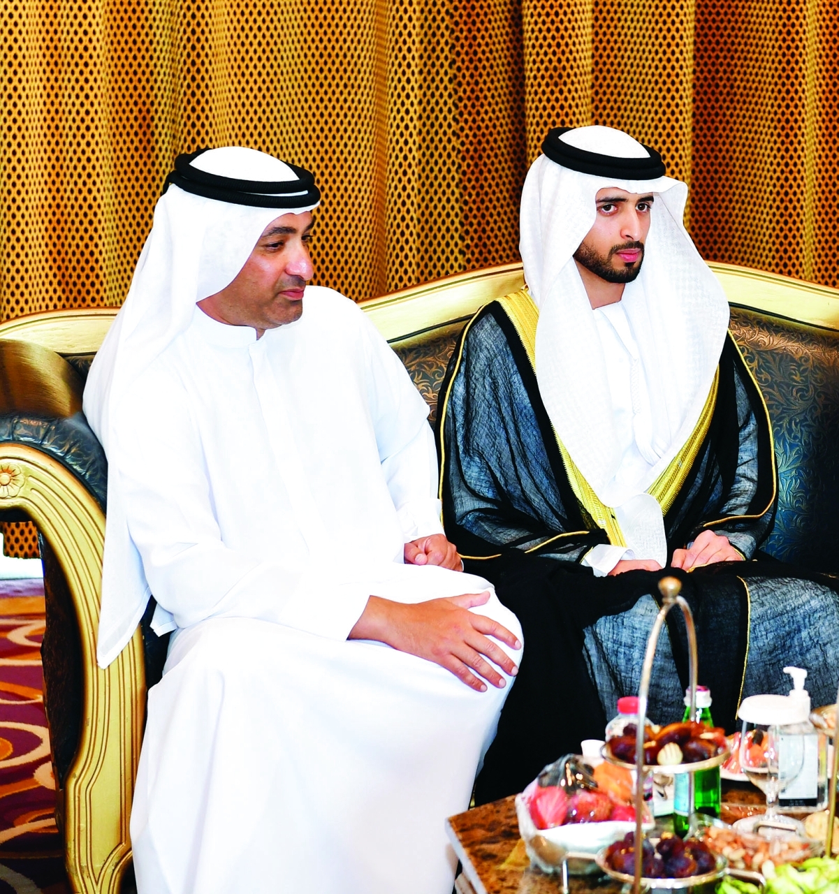 "خليفة غانم مع والده غانم المري | البيان"