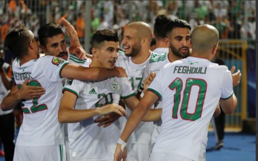 رئيس رابطة الدوري الجزائري يستبعد تأجيل المباريات بسبب كورونا