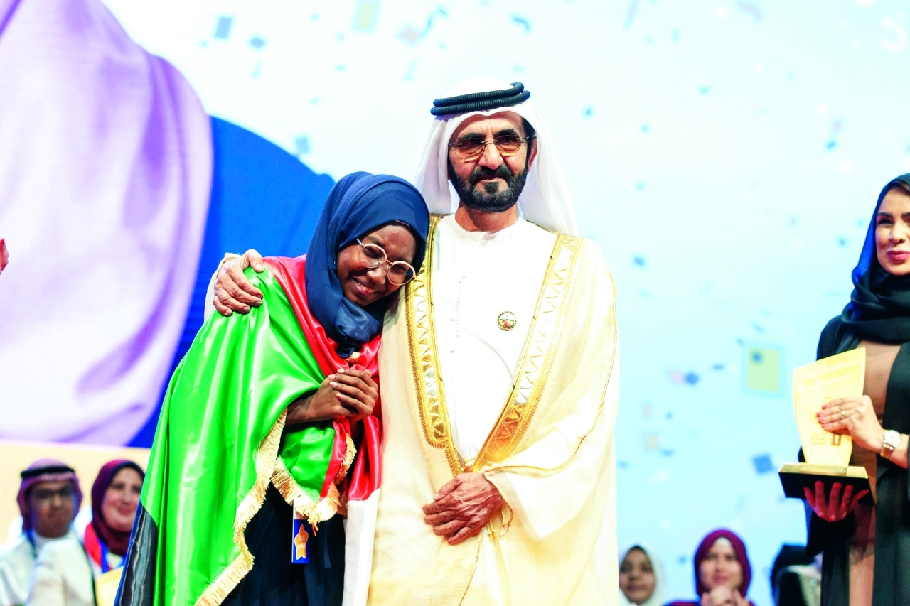 محمد بن راشد: فخور بأنّ أكبر مسابقة عـربية بين شبابنا هي القراءة