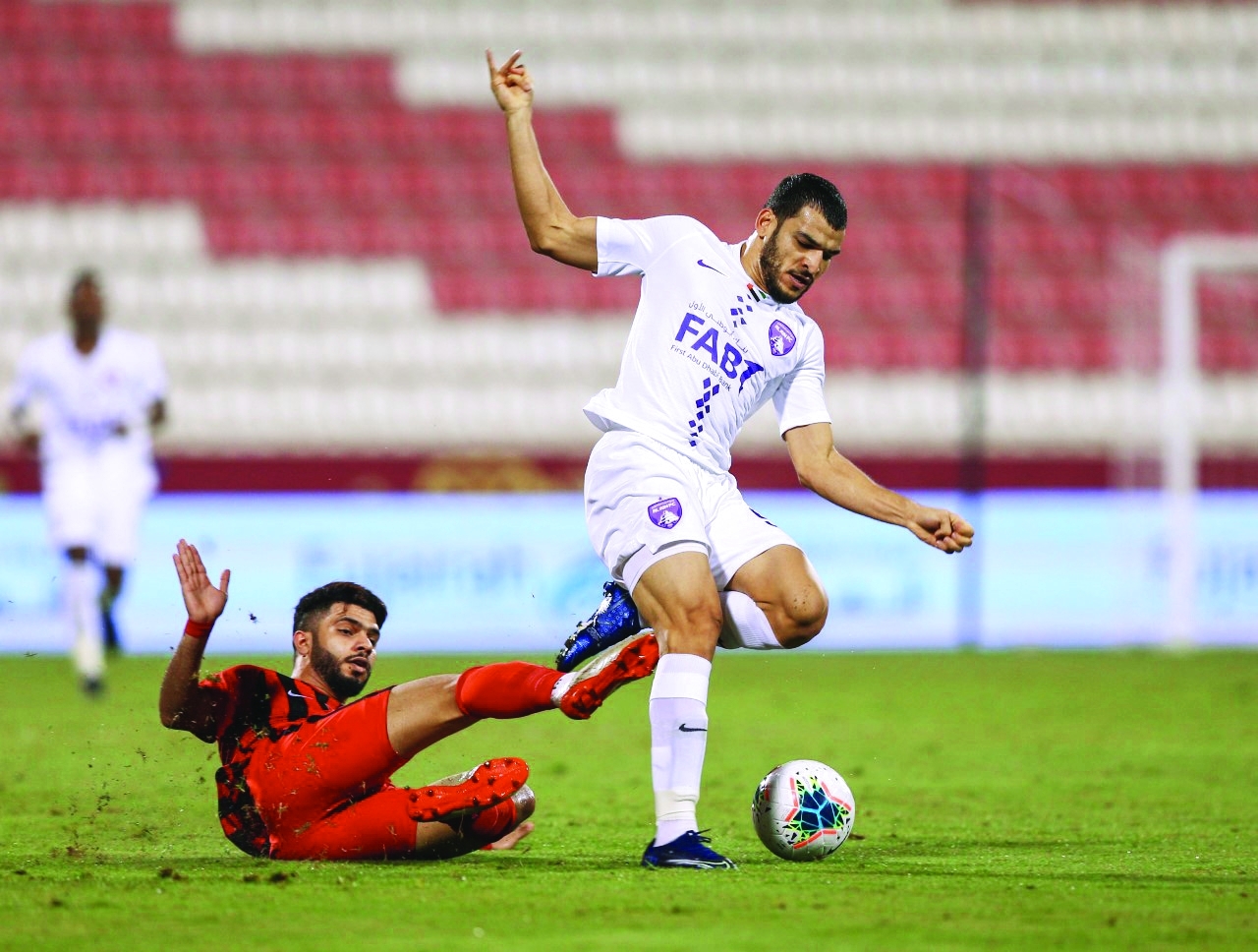 "من لقاء العين أمام الفجيرة في الدوري هذا الموسم | البيان"