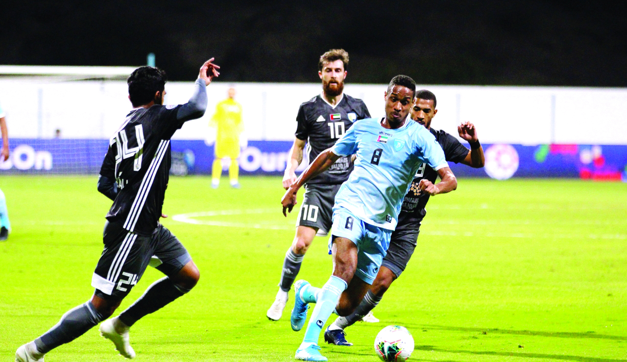 "جانب من لقاء سابق لحتا في الدوري | أرشيفية"