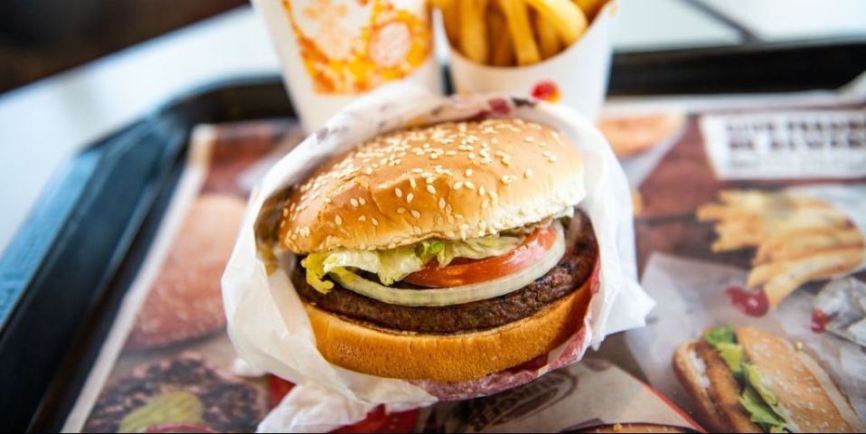مالكو برغر كينغ في نيوزيلندا قيد الحراسة القضائية وسط أزمة كورونا