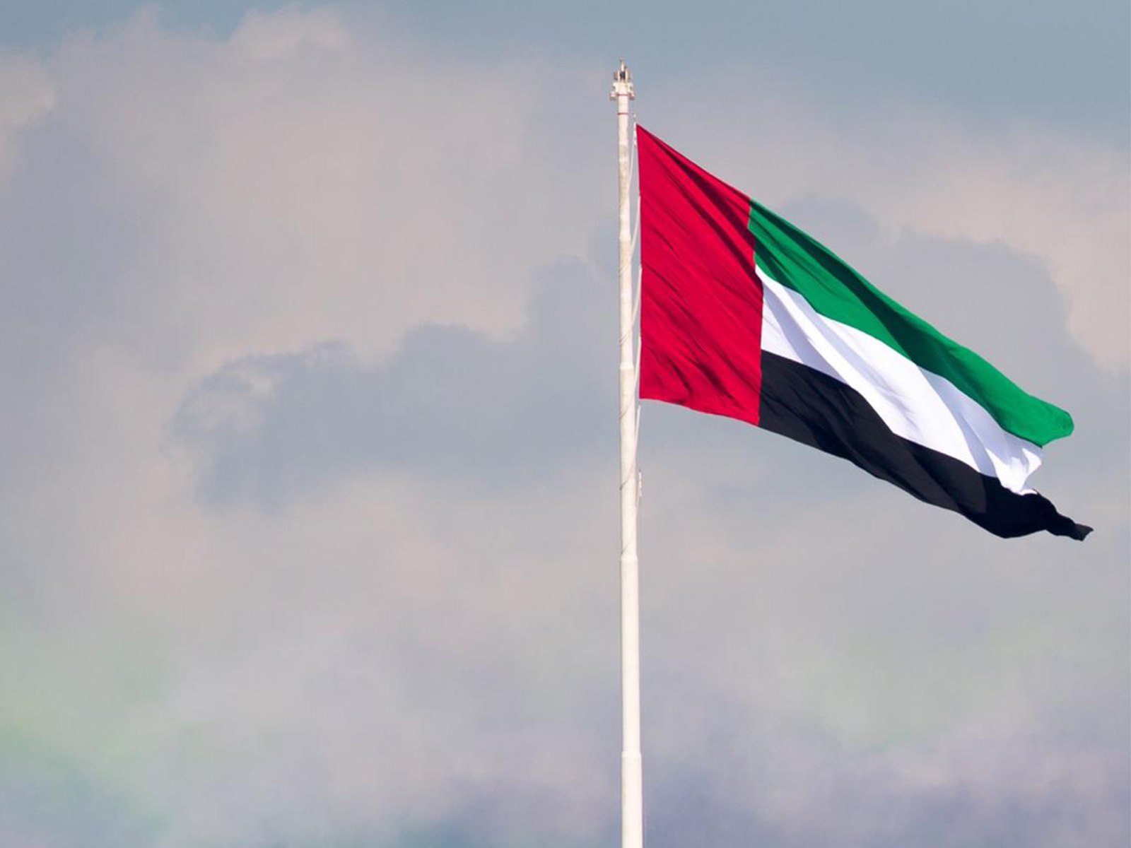 الإمارات تنضم إلى أكبر فعالية خيرية عالمية "عالم واحد: معاً في المنزل"