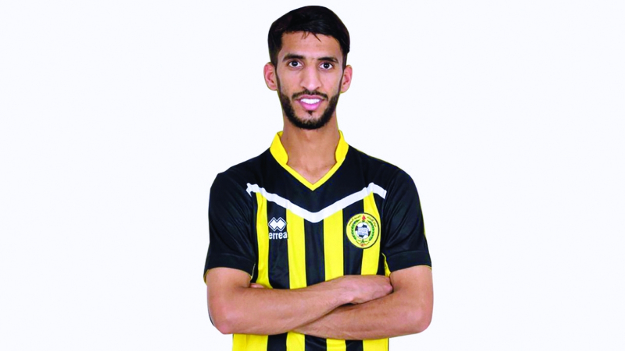 "عمر الخديم"