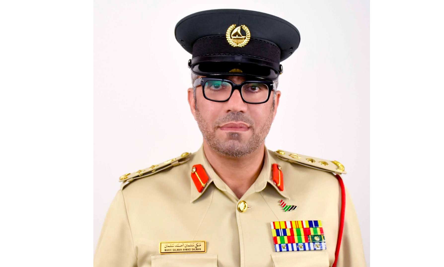 "العقيد مكي سلمان احمد \r\nمدير إدارة مسرح الجريمة بالوكالة"