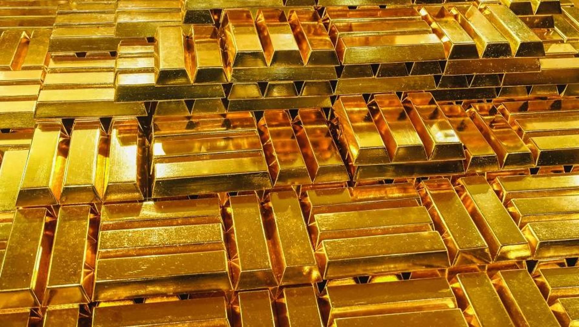 توقعات بأسعار قياسية للذهب في العام القادم