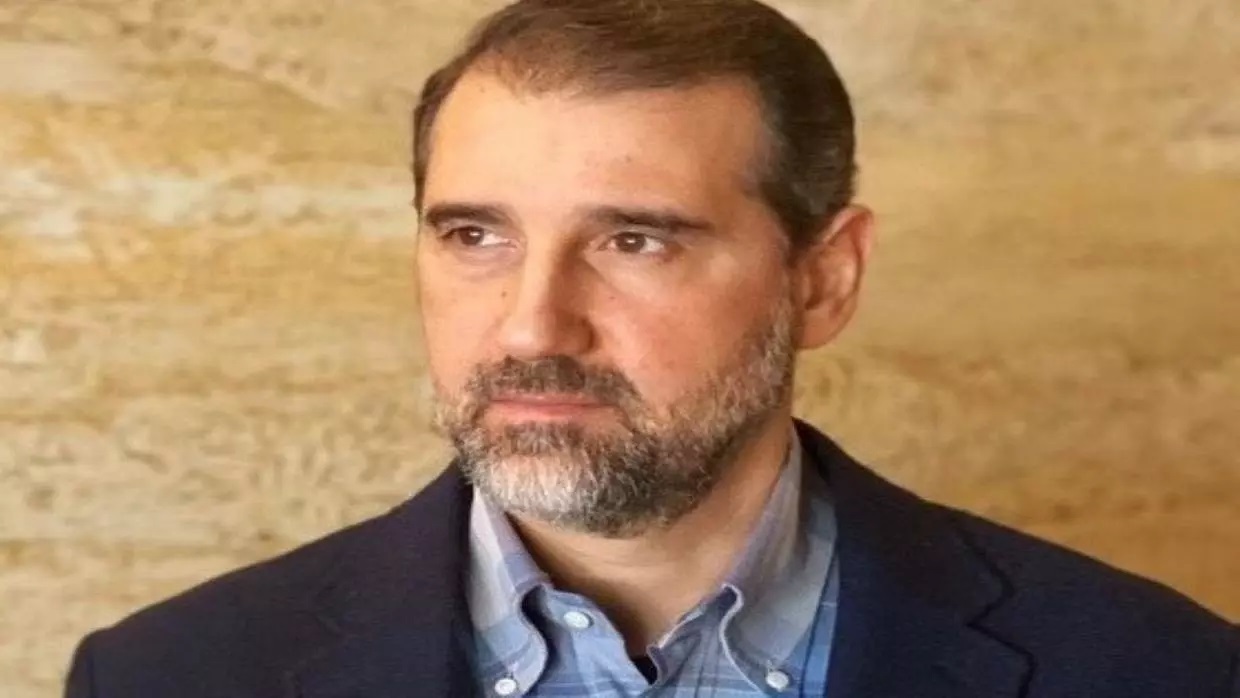الحكومة السورية تحجز على أموال رامي مخلوف وزوجته وأولاده