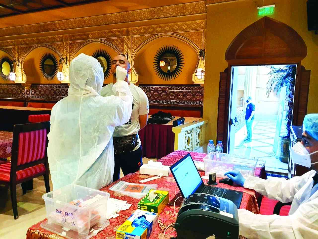 "جانب من الفحوصات للمشاركين | من المصدر"