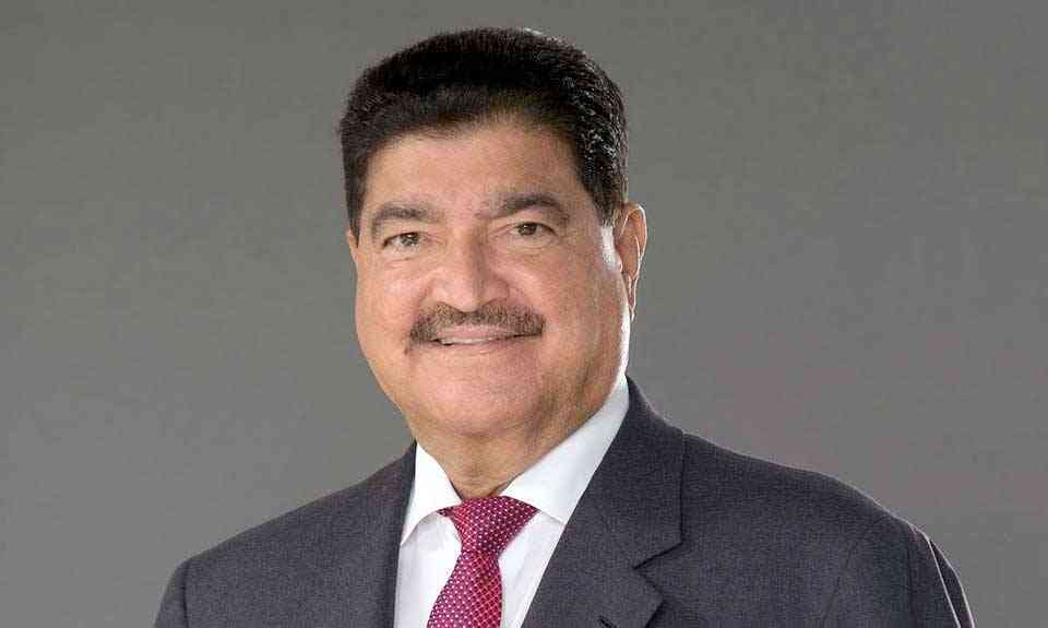 مؤسس "إن إم سي": تجميد حساباتي تسبب في عدم دفع رواتب الموظفين