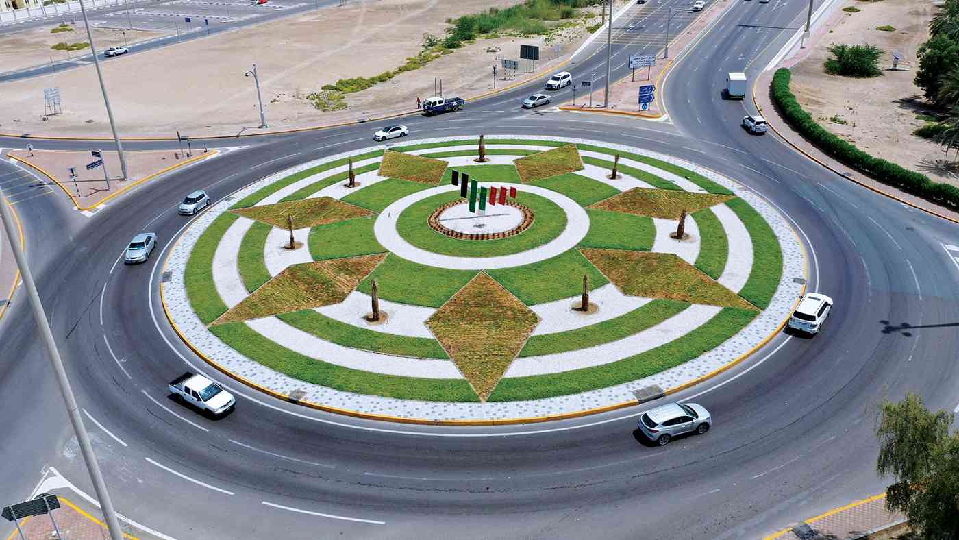 تنفيذ أعمال تطوير وتجميل دواري جسر بني ياس