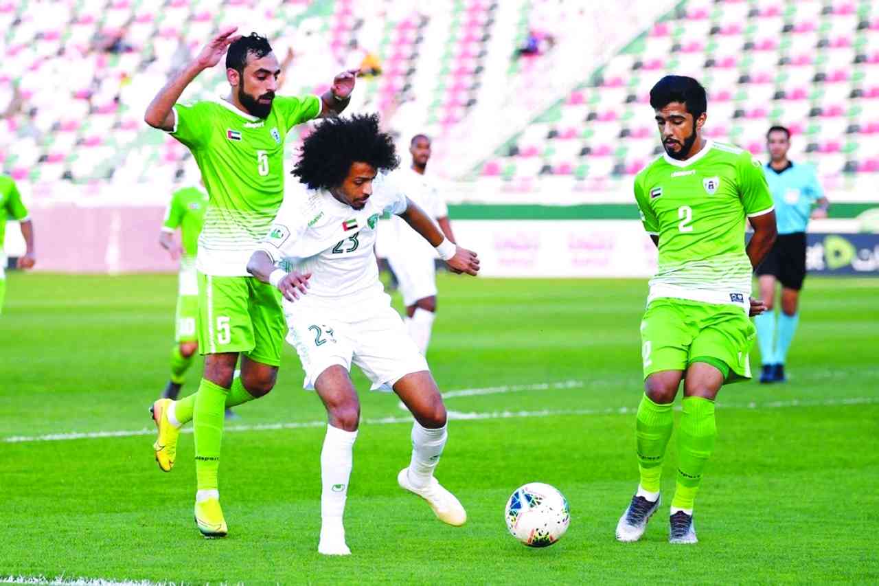 "جانب من لقاء سابق بين فريقي الإمارات ودبا الحصن | أرشيفية"