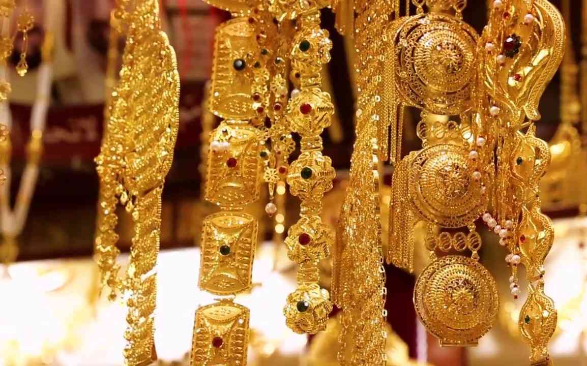 ارتفاع الذهب بفعل مخاوف بشأن موجة ثانية من كورونا