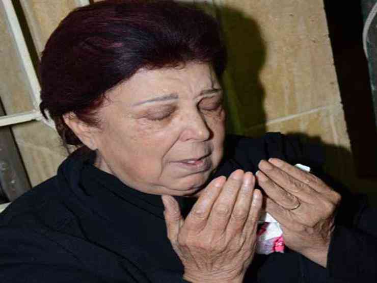 ابنة رجاء الجداوي تنشر صورة نادرة تجمعها بوالدتها