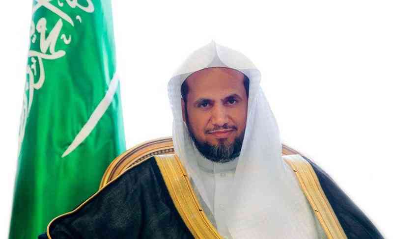 السعودية.. أمر بالقبض على رجل  عنف زوجته  واحتجزها وأولادها الثلاثة