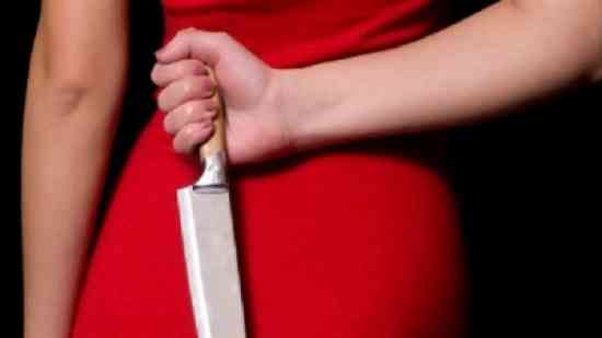 شيطان امرأة.. تعذب زوجها 15 ساعة حتى الموت