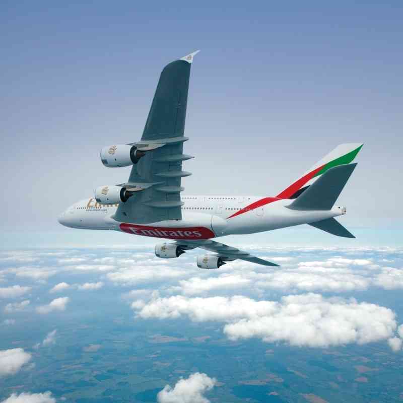 طيران الإمارات..  100 % الدوام بأماكن العمل