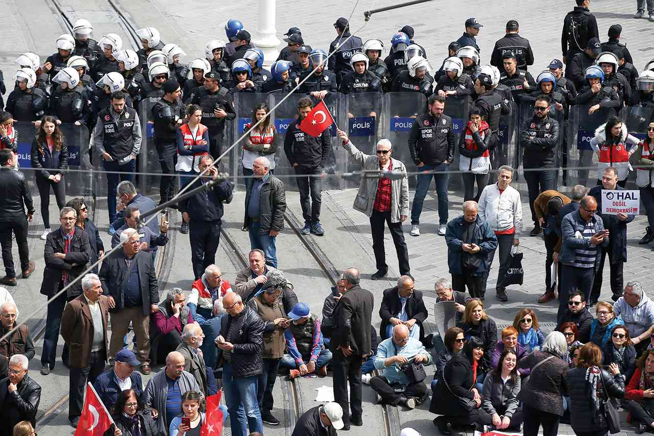 المؤبد لـ121 في تركيا بتهمة «المشاركة في الانقلاب»