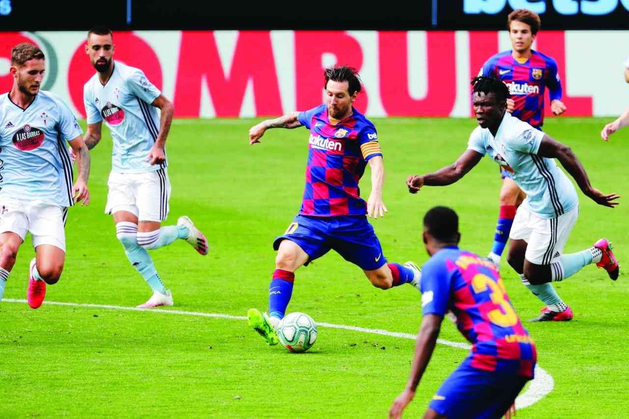 "ميسي يقود هجمة لبرشلونة | إي بي إي"