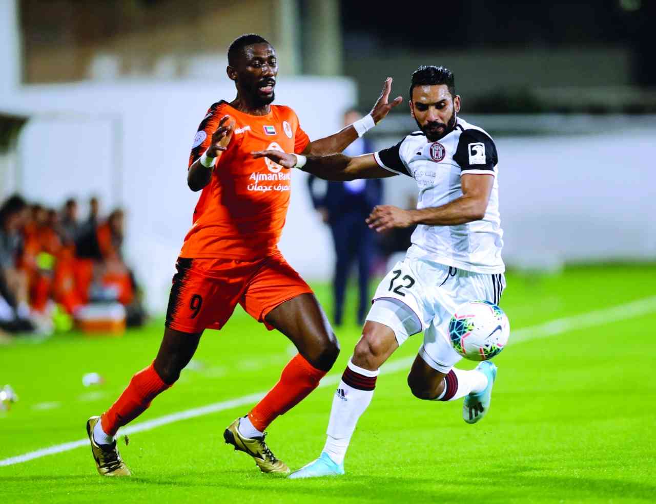 "جانب من إحدى مباريات دوري الخليج العربي | أرشيفية"