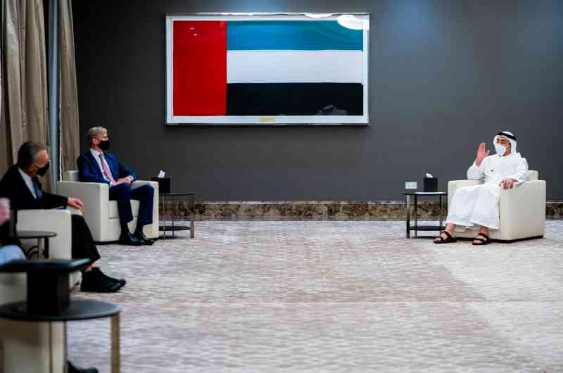 عبدالله بن زايد يدين تدخل إيران وحلفائها في شؤون الدول العربية