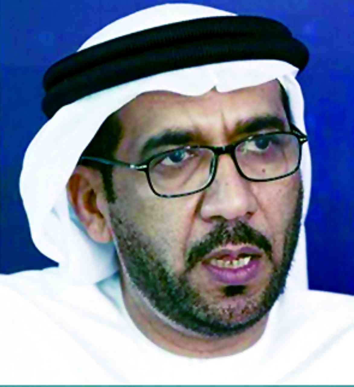"علي الظنحاني"