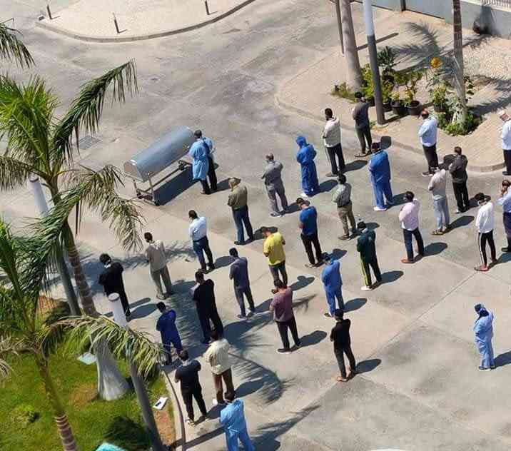 أول صورة لصلاة الجنازة على رجاء الجداوي