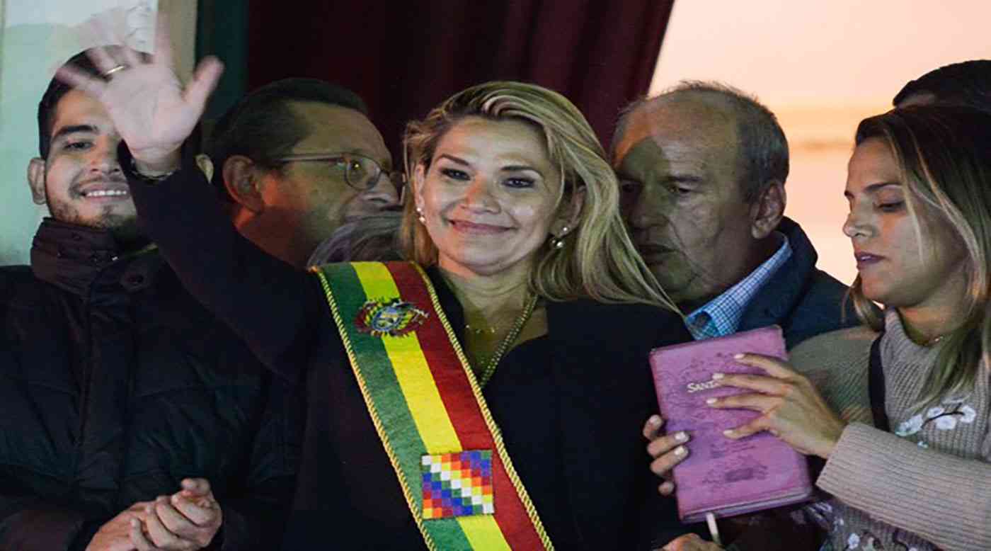 إصابة رئيسة بوليفيا بفيروس كورونا