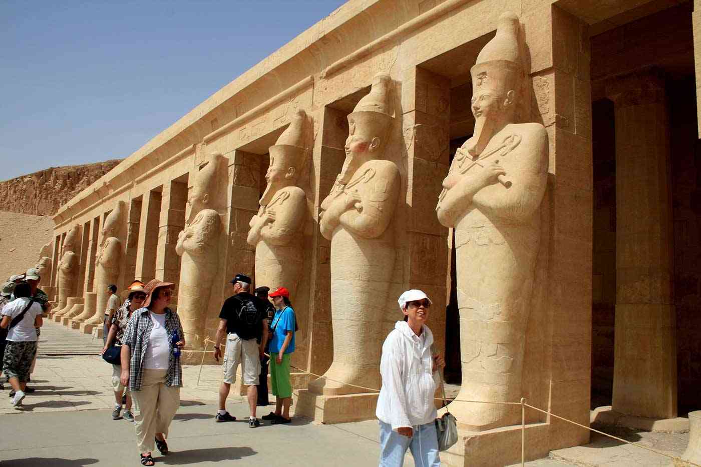 هذه الجنسيات فقط يحق لها دخول مصر للسياحة