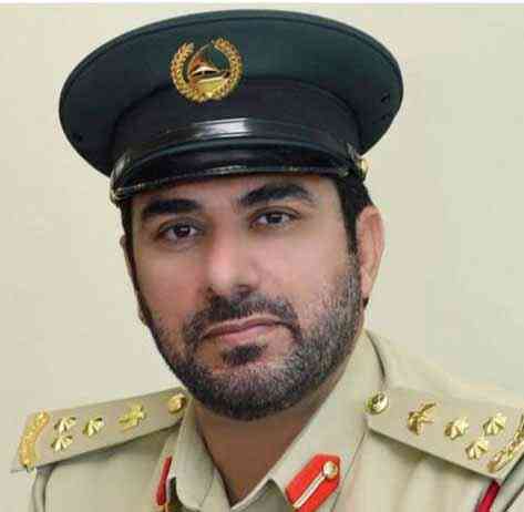 شرطة دبي تُسعد سُياحاً بتوصيل مفقوداتهم إلى أوطانهم