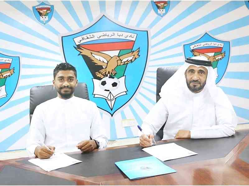 "شماريخ أثناء توقيعه لدبا الفجيرة | من المصدر"