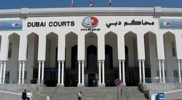رئيس مجلس إدارة متهم بهتك عرض موظفة لديه في منزله