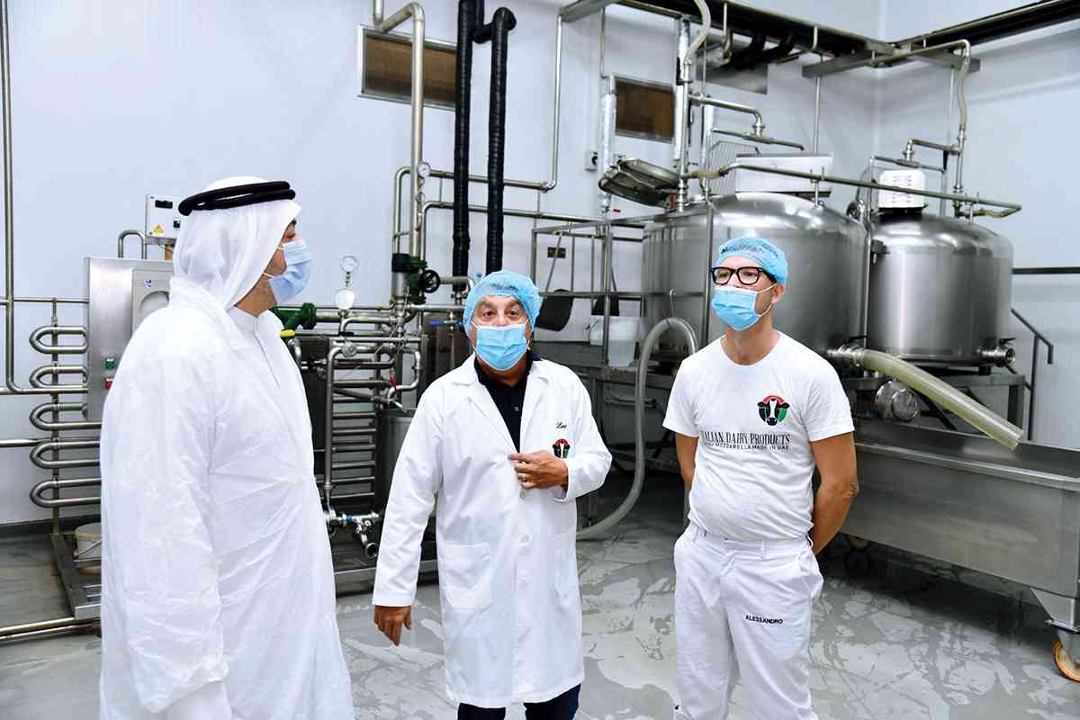«الألبان الإيطالية» تنتج 500 طن من الأجبان سنوياً في حرة الحمرية