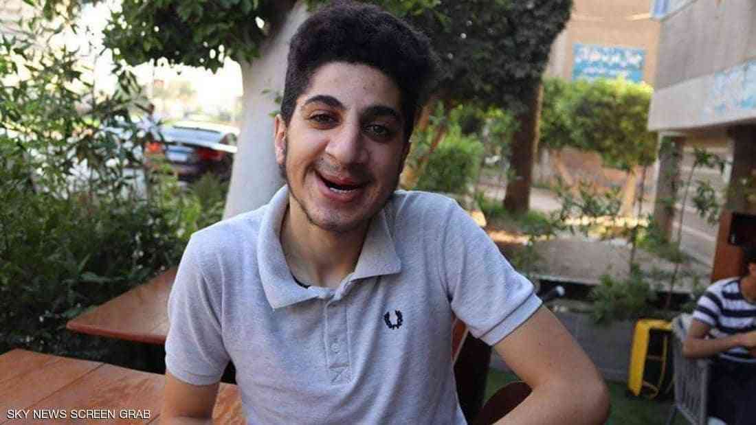 "شكلك لا ينفع".. تعاطف كبير مع طالب مصري رفض في "جامعة أحلامه" بسبب شكله