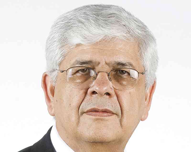 "فرانسيسكو فيدال لونا"