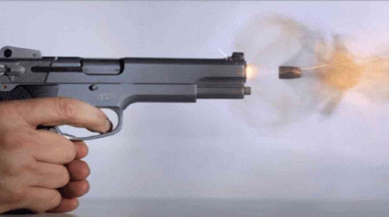 فيديو يوثق استغاثة طفل عقب مقتل والده في مصر