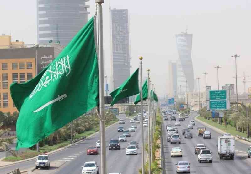 السعودية تنظم استيراد الأفراد منتجات التبغ