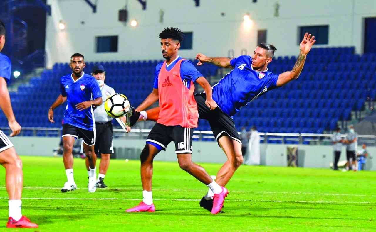 المنتخبات الموازية هل يمكنها تعويض «ودّيات الأبيض»؟