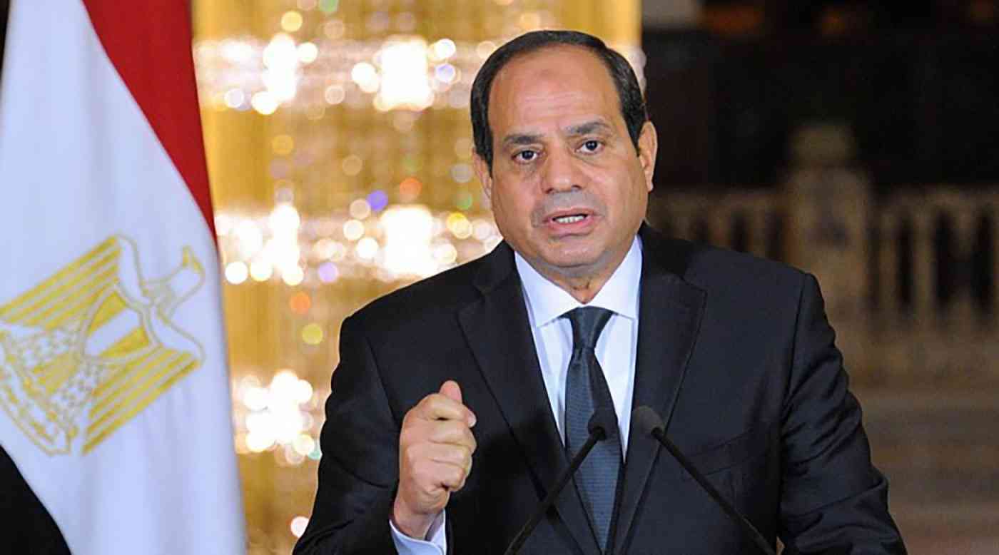 السيسي: أريد تحقيق 380 مليار دولار احتياطى نقدى لمصر