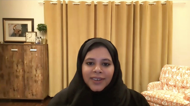 "علا اللوز"