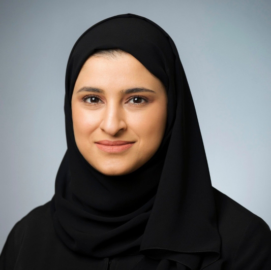 "سارة الأميري"