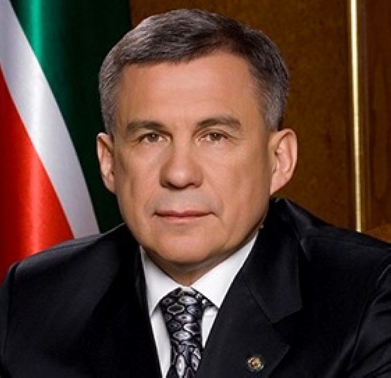 "رستم مينيخانوف"