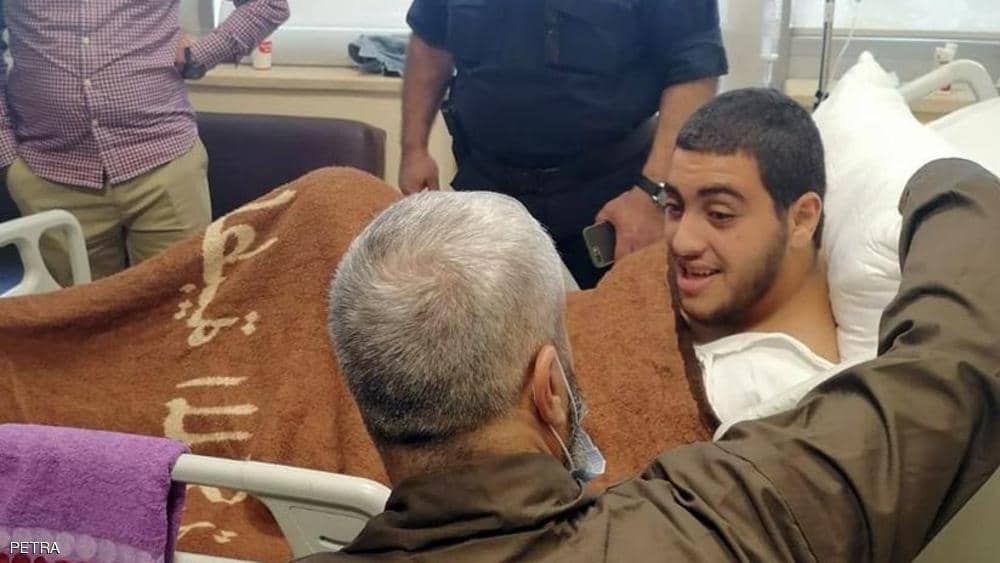 الأردن.. السماح لوالد "فتى الزرقاء" بزيارته في المستشفى