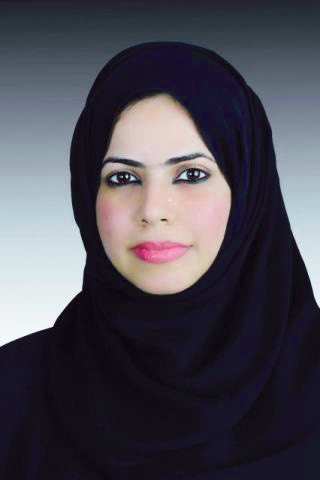 "فاطيمة المزروعي"
